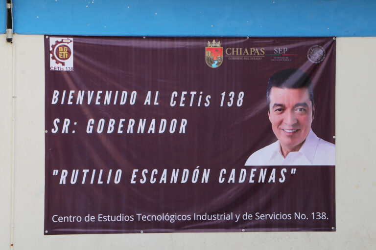 <strong>Inaugura Rutilio Escandón espacios educativos en el CETIS No. 138 Gabino Barreda, en Tuxtla Gutiérrez</strong>