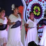 Segundo día de actividades en la Plaza de la Paz por Día de Muertos