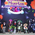 Culmina cuarto día de actividades culturales por Día de Muertos en la Plaza de la Paz