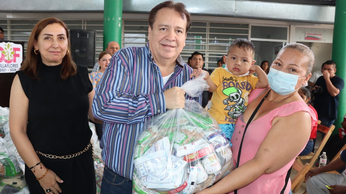 Mariano Rosales y Margarita Sarmiento encabezan entrega de Programa Alimentario