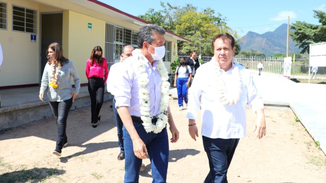 Rutilio Escandón y Mariano Rosales inauguran construcción de espacios educativos