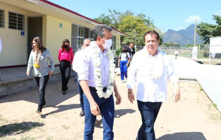 Rutilio Escandón y Mariano Rosales inauguran construcción de espacios educativos