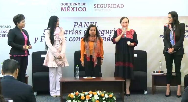 <strong>Participa Zepeda Soto en Panel Nacional de Secretarias de Seguridad y Fiscales</strong>