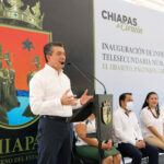 Inaugura Rutilio Escandón infraestructura educativa de la Escuela Telesecundaria 1240, en Palenque