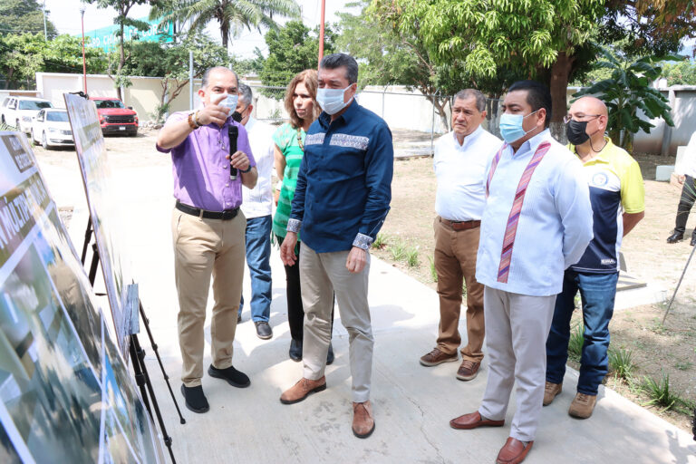 Rutilio Escandón inaugura obras en el Centro de Atención Múltiple No. 34, en Chiapa de Corzo