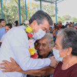 <strong>Rutilio Escandón entrega 320 paquetes para el mejoramiento de viviendas en Mazatán</strong>