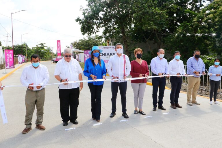 Rutilio Escandón inaugura pavimentación de la 11ª Avenida Sur en Tapachula