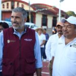 <strong>Supervisa Ángel Torres trabajos de rehabilitación integral del Parque Central en La Libertad</strong>