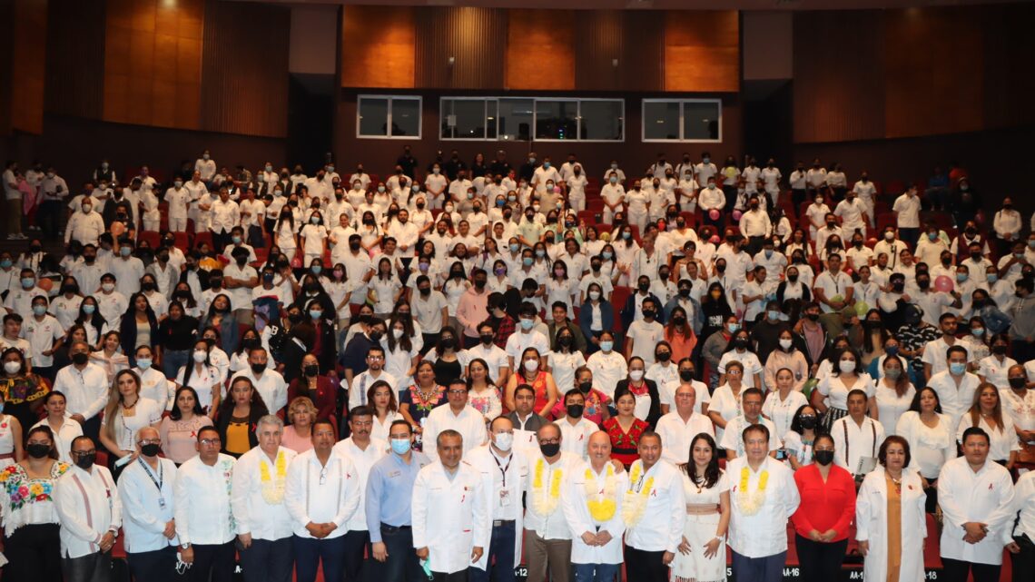 Pepe Cruz y Mariano Rosales presentes en el informe de la Red Chiapaneca de Universidades