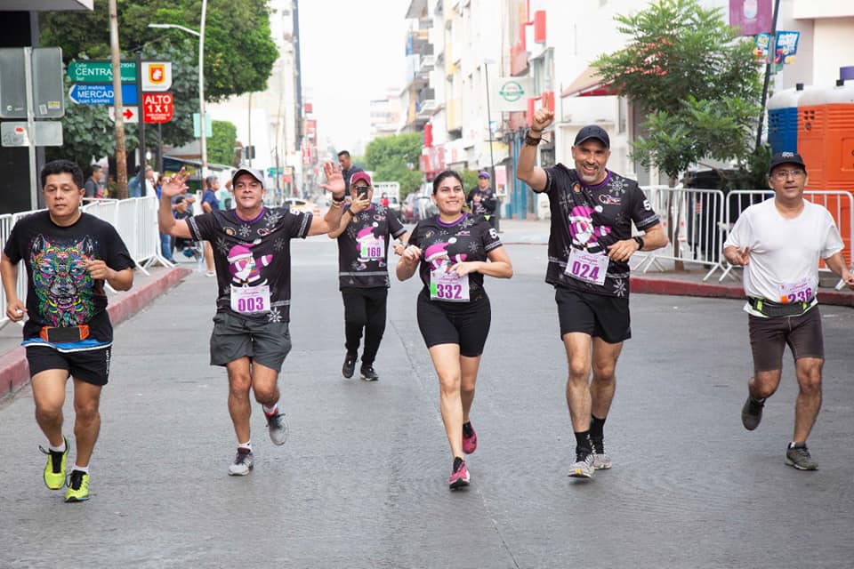 Éxito total para la carrera “Corriendo con el Corazón Regalamos Más Sonrisas 5KM”