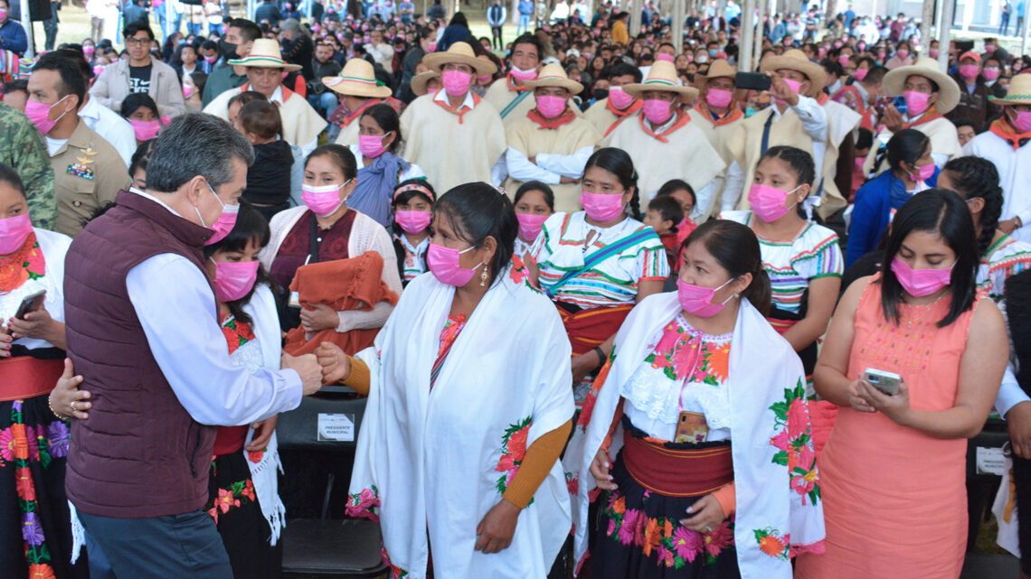 En SCLC, Rutilio Escandón inaugura Clínica para la Atención de Parto Humanizado, tercera en Chiapas