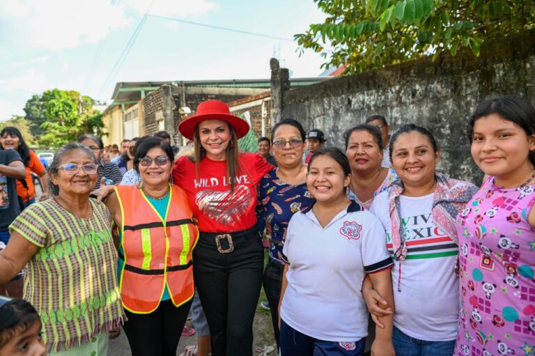 ROSY URBINA INICIA OBRA DE ALCANTARILLADO EN COLONIA SAN ISIDRO