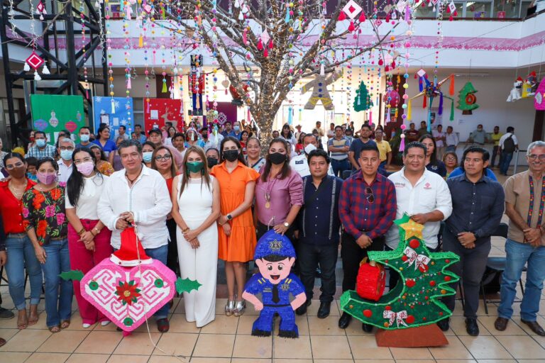 AYUNTAMIENTO DE TAPACHULA REALIZÓ CONCURSO DE PIÑATAS NAVIDEÑAS