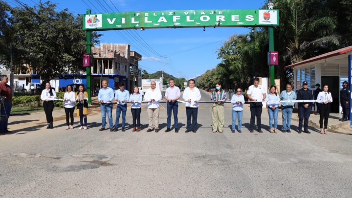 Villaflores agradece al gobernador Rutilio Escandón por arcos de seguridad