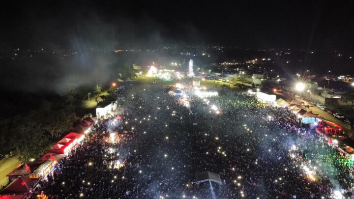 Lleno total el concierto de Tucanes de Tijuana en Villaflores