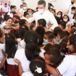 <strong>En Palenque, Rutilio Escandón inaugura espacios en la Escuela Primaria “Pitágoras”</strong>