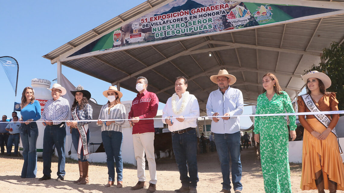 Inaugura Rutilio Escandón Expo Feria y Expo Ganadera Villaflores 2023