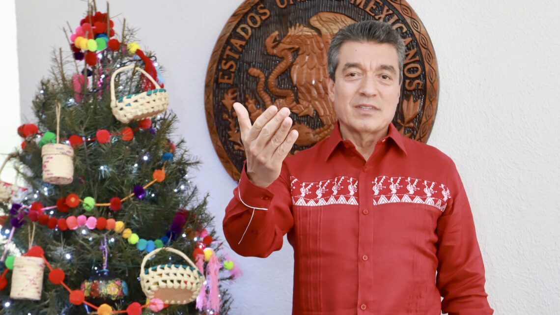 Rutilio Escandón desea un feliz año 2023 al pueblo de Chiapas