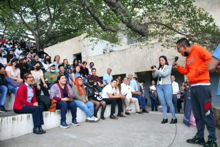 <strong>Dan bienvenida a estudiantes de las UNACH de los distintos Campus de Tuxtla Gutiérrez</strong>