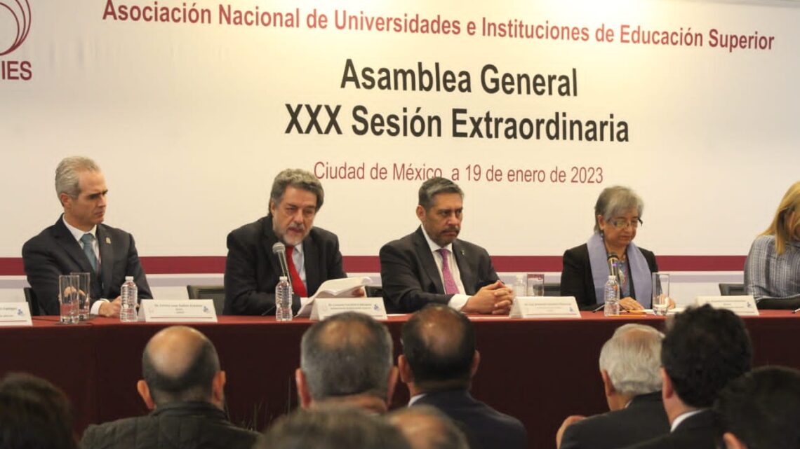 Participa UNACH en la Asamblea General de la ANUIES donde se eligió a  Luis Armando González Placencia como Secretario General Ejecutivo