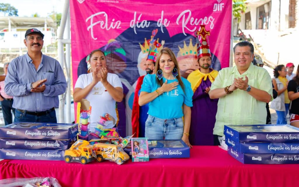 “SEGUIREMOS TRABAJANDO POR EL PRESENTE Y FUTURO DE LOS NIÑOS DE TAPACHULA”: ROSY URBINA