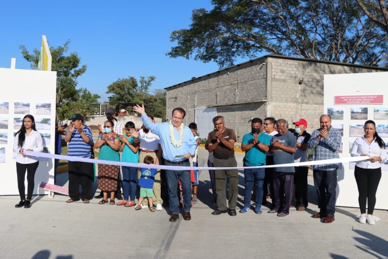 Mariano Rosales Zuarth inaugura parque y calle en El Brasil II