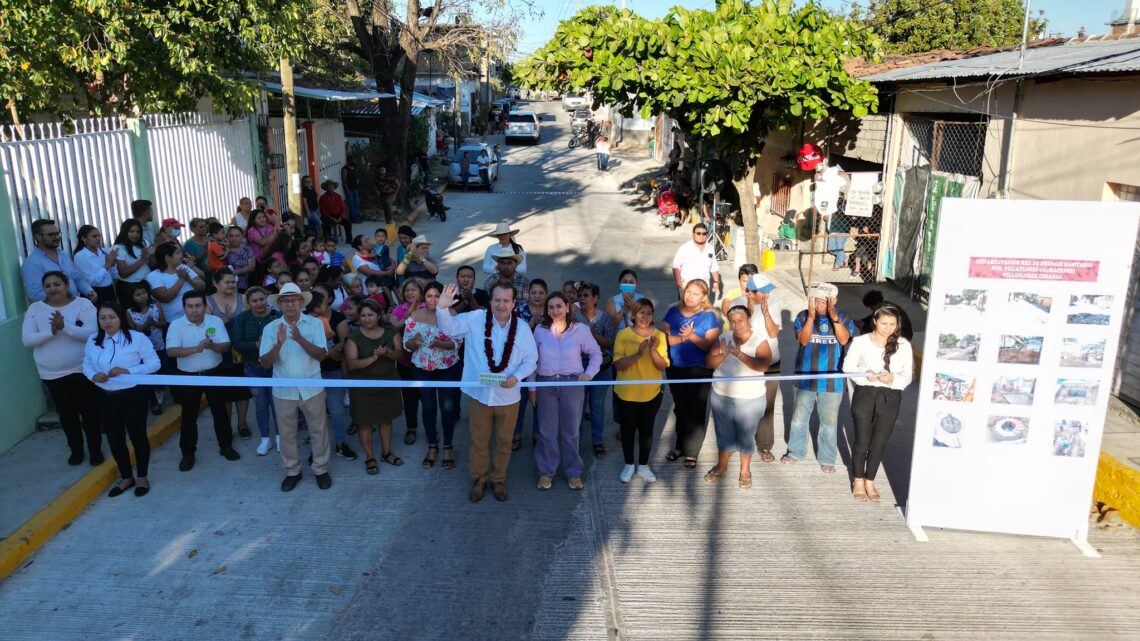 Mariano Rosales inaugura pavimentación de calle y drenaje sanitario en barrio Almacenes