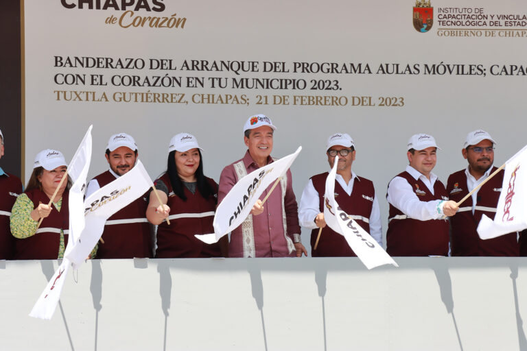 <strong>Rutilio Escandón da inicio al Programa Aulas Móviles “Capacitando con el Corazón en tu Municipio 2023”</strong>