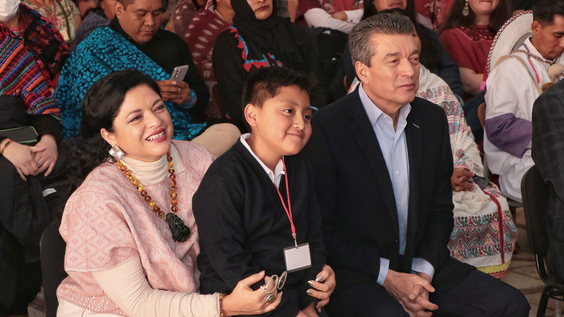 Rutilio Escandón y Alejandra Frausto encabezan encuentro conniñas, niños y jóvenes de los Semilleros Creativos