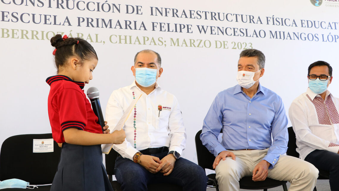 En Berriozábal, Rutilio Escandón inaugura espacios en la Primaria Felipe Wenceslao Mijangos López