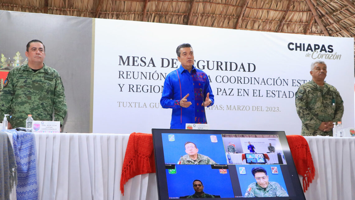 Rutilio Escandón agradece al canino Sismo, jubilado tras más de una década de servir a Chiapas