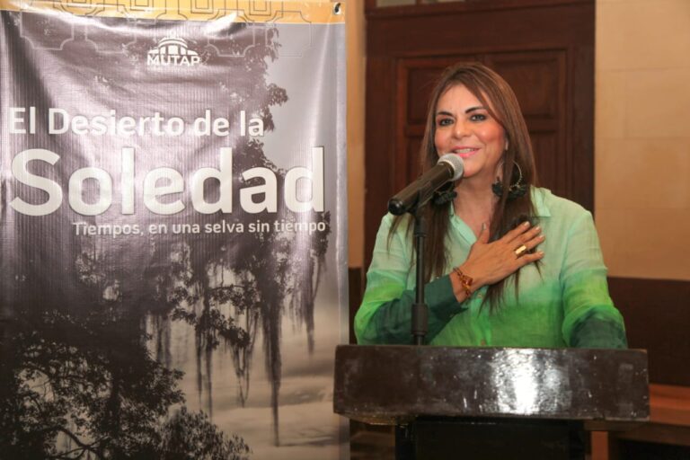 INAUGURA ROSY URBINA EXPOSICIÓN FOTOGRÁFICA “EL DESIERTO DE LA SOLEDAD”.