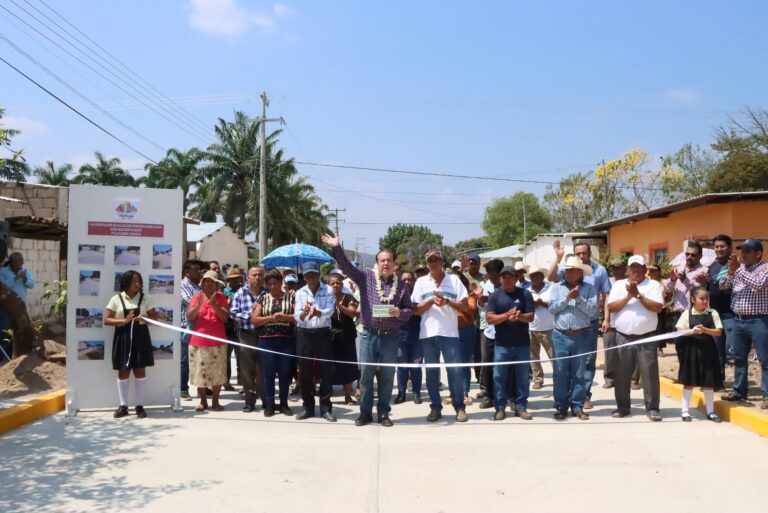 «Trabajamos en unidad transformando Villaflores» Mariano Rosales