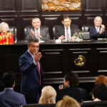 <strong>Rutilio Escandón atestigua entrega de la Medalla Belisario Domínguez a Elena Poniatowska</strong>