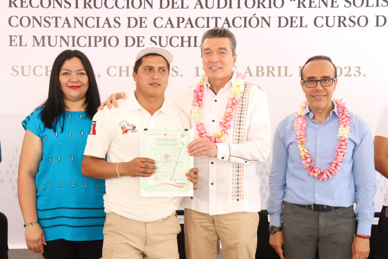 <strong>En Suchiapa, Rutilio Escandón inaugura reconstrucción del Auditorio René Solís Gamboa</strong>