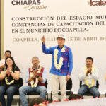 <strong>En Coapilla, Rutilio Escandón inaugura construcción de espacio multideportivo</strong>