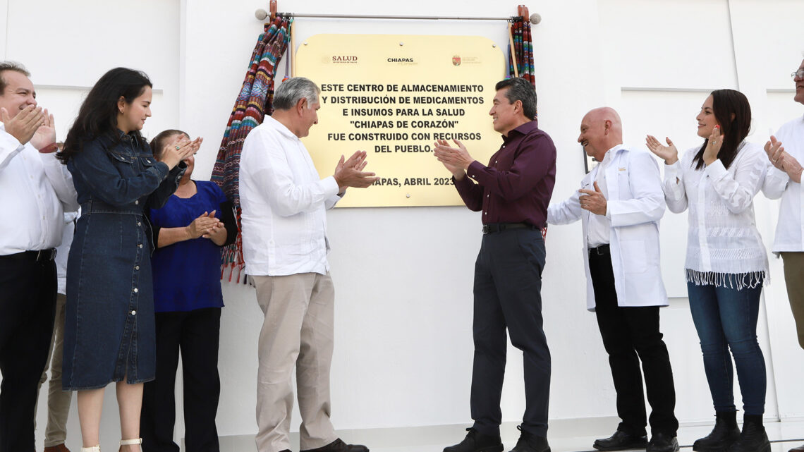 Adán Augusto López y Rutilio Escandón inauguran Centro de Almacenamiento y Distribución de Medicamentos