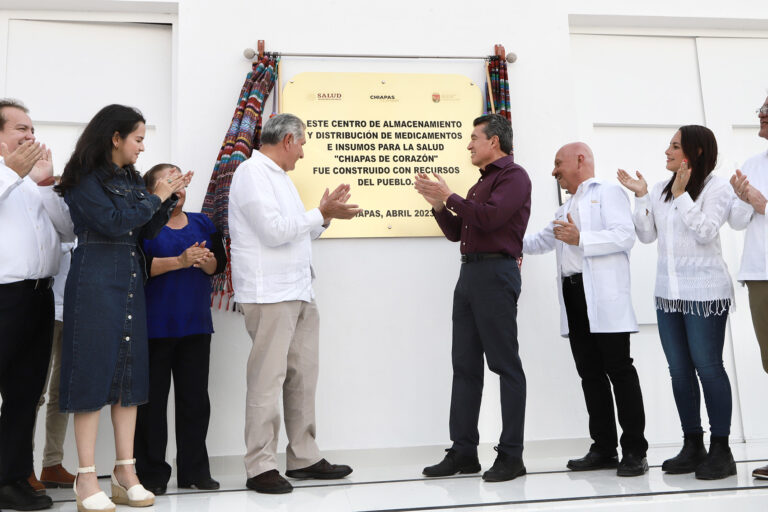 <strong>Adán Augusto López y Rutilio Escandón inauguran Centro de Almacenamiento y Distribución de Medicamentos</strong>