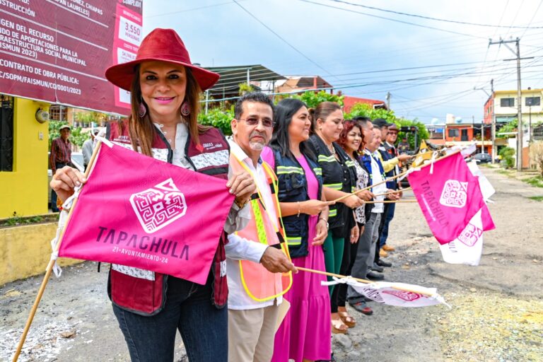 INICIA ROSY URBINA PAVIMENTACIÓN DE CALLES EN CALPAN LAURELES, CORRESPONDIENTE AL EJERCICIO 2023