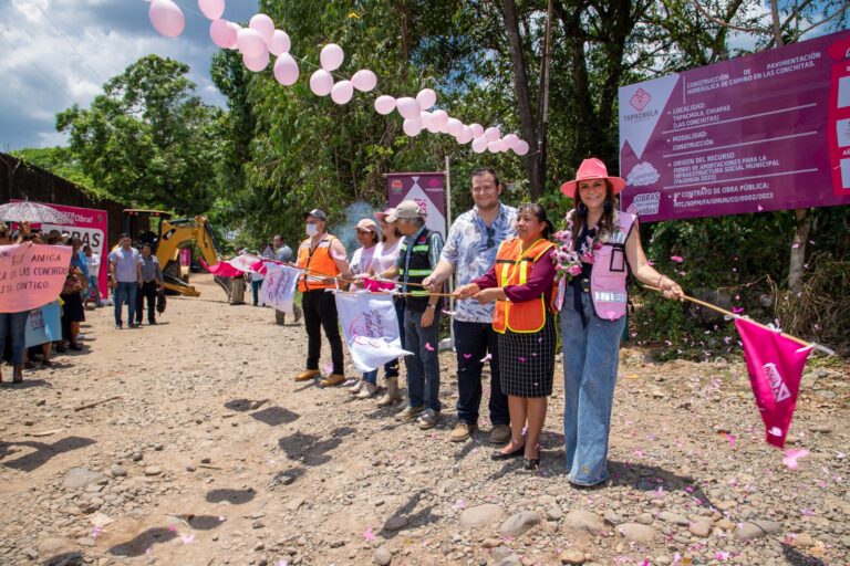 ROSY URBINA DA BANDERAZO DE CONSTRUCCIÓN DE CAMINO DE ACCESO A LA COLONIA LAS CONCHITAS