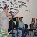 Mariano Rosales y Margarita Sarmiento entregan insumos de Programa Alimentario