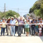 Mariano Rosales entrega calle pavimentada en Agrónomos Mexicanos