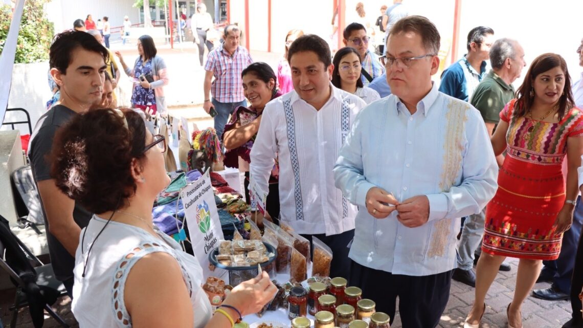 Continúa Poder Judicial impulsando el Lunes Artesanal de Corazón