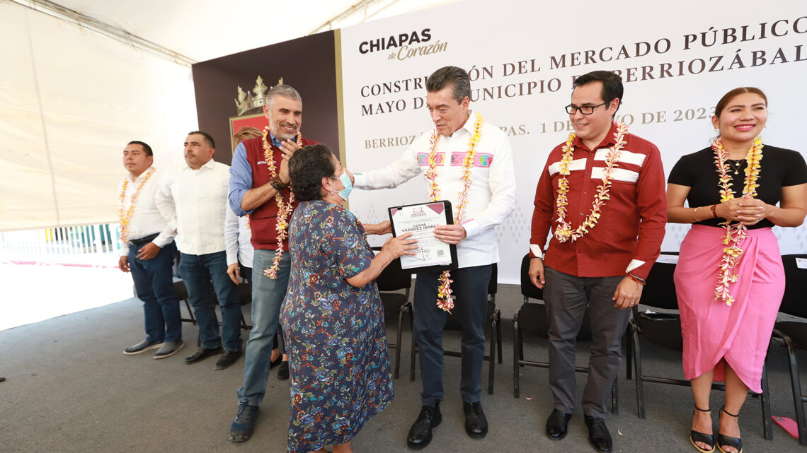 En Berriozábal, Rutilio Escandón inaugura construcción del Mercado Público 1º de Mayo