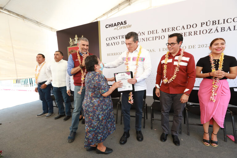 En Berriozábal, Rutilio Escandón inaugura construcción del Mercado Público 1º de Mayo