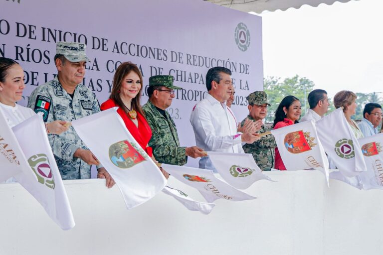 Rutilio Escandón inició acciones de reducción de riesgos en ríos de la Región Soconusco