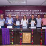 FIRMAN CONVENIO PARA LA CREACIÓN DEL CENTRO DE CAPACITACIÓN Y MEJORAMIENTO GENÉTICO APÍCOLA EN TAPACHULA