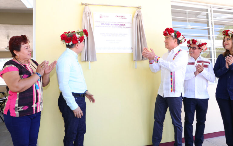 En Berriozábal, inaugura Rutilio Escandón construcción de espacios en la Primaria Joaquín Miguel Gutiérrez Canales