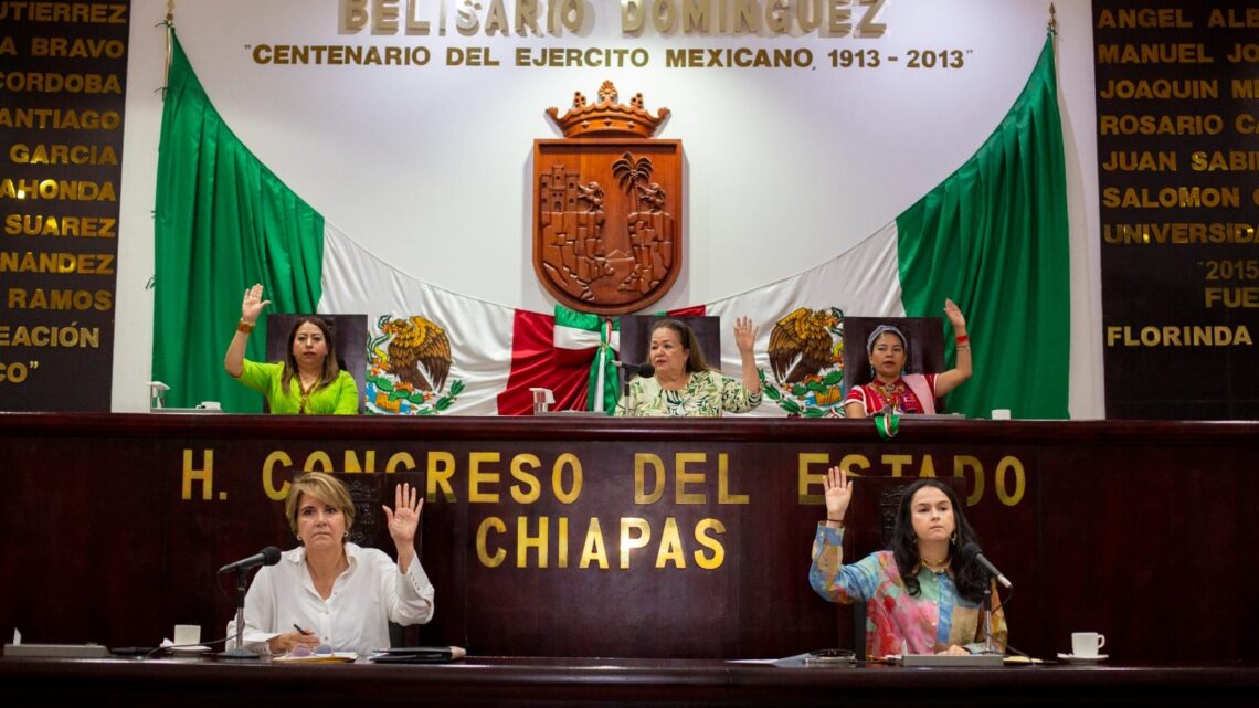 Turnan Iniciativas para protección animal y reforma constitucional a comisiones parlamentarias.