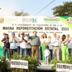 Alcalde Mariano Rosales entrega camiones recolectores de basura